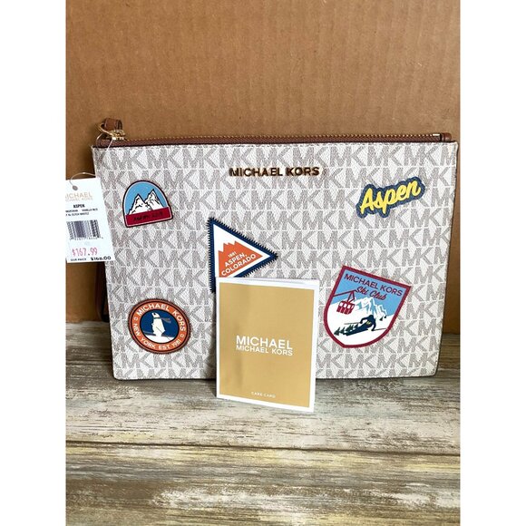 Michael Kors Aspen XL Wristlet MK Vanilla Ski Patch Zip Clutch NWT - Picture 2 of 15